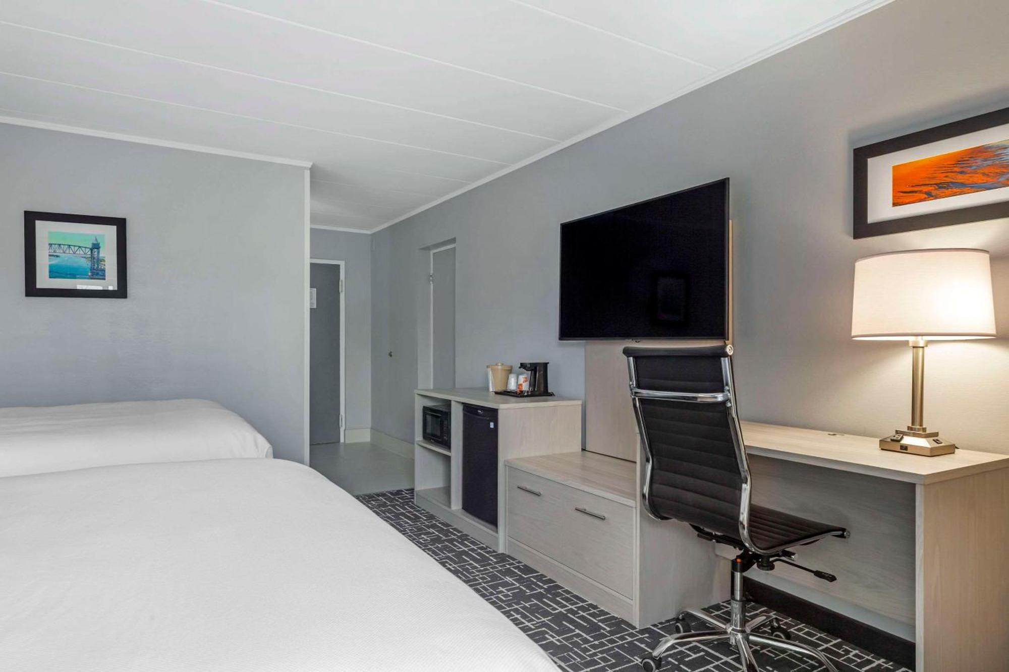 Comfort Inn Hyannis - Cape Cod Zewnętrze zdjęcie